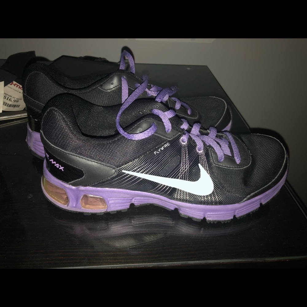 Women’s Nike air max’s sneakers. Size 9.5